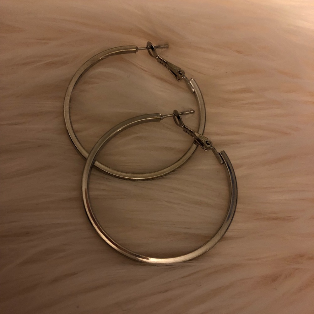 Silver hoop earrings - Picture 3 of 3